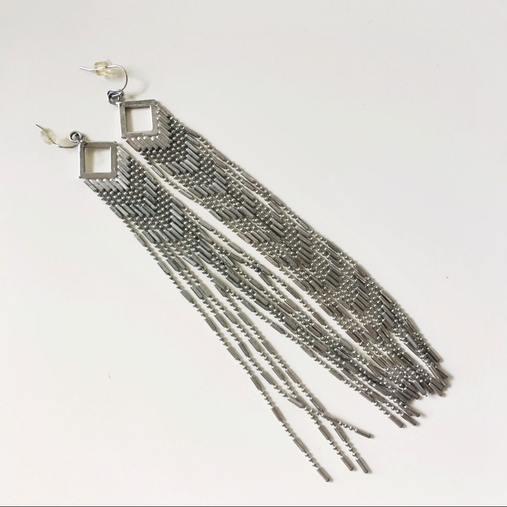 Express Silver Duster Earrings 🌛